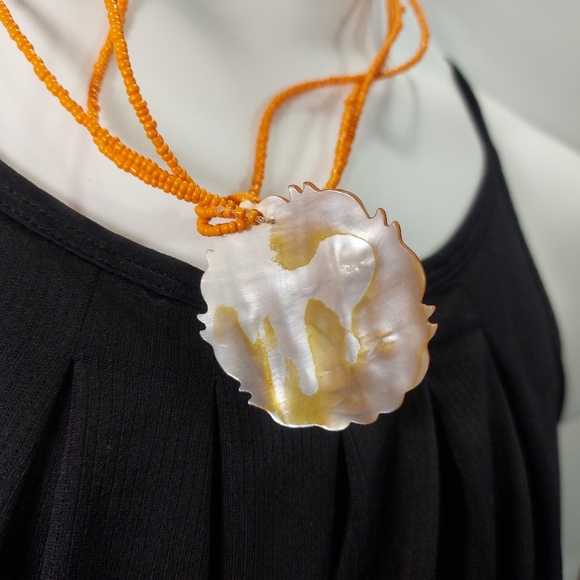 Vintage Orange Hand Carved Shell Multi Strand Beaded Necklace - Picture 3 of 5